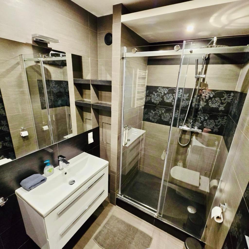 Apartament Z Widokiem Na Wawel W Centrum Miasta クラクフ エクステリア 写真